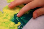 10 Simple No-Mess Crafts for Tots