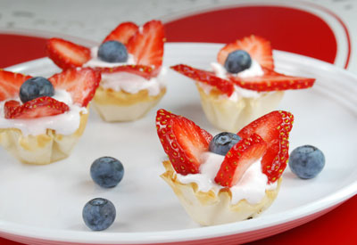 Mini Strawberry Flower Pot Snacks