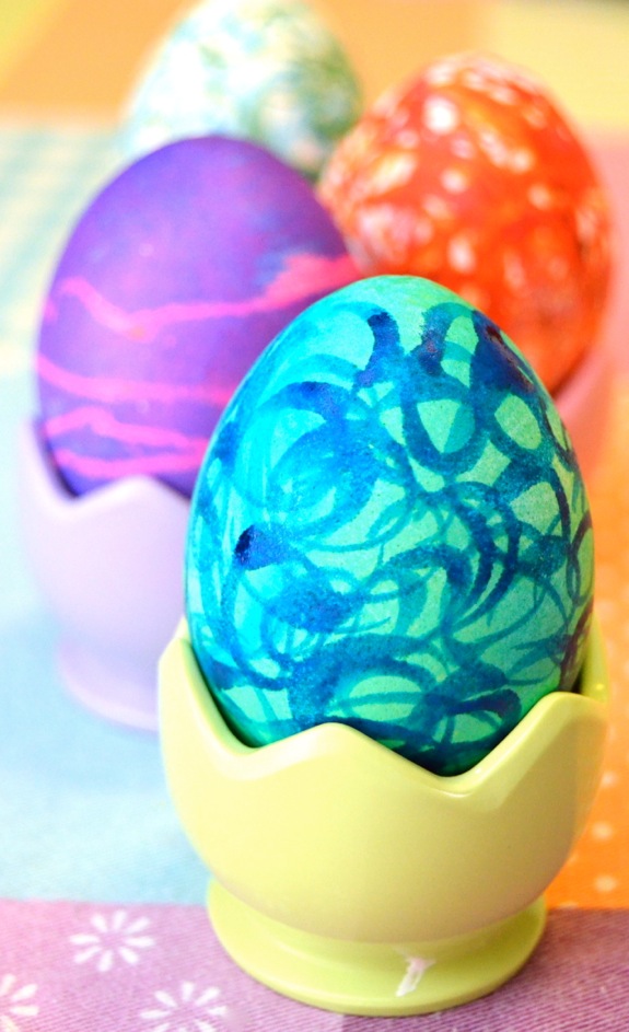 Decorating Easter Eggs with Kids