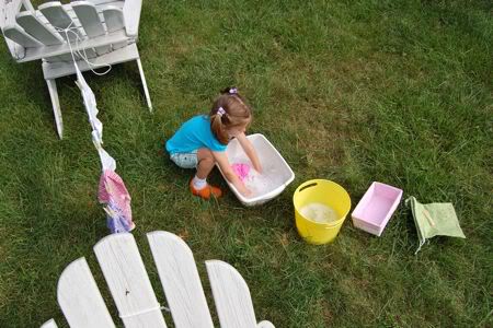 10 Ways to Play and Learn with Water Outdoors