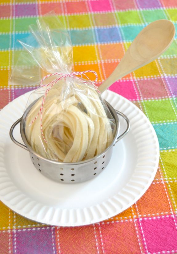 How to Make Your Own Felt Pasta (Italy) -- part of the Kids' Culinary Passport series to cook and craft your way around the world.