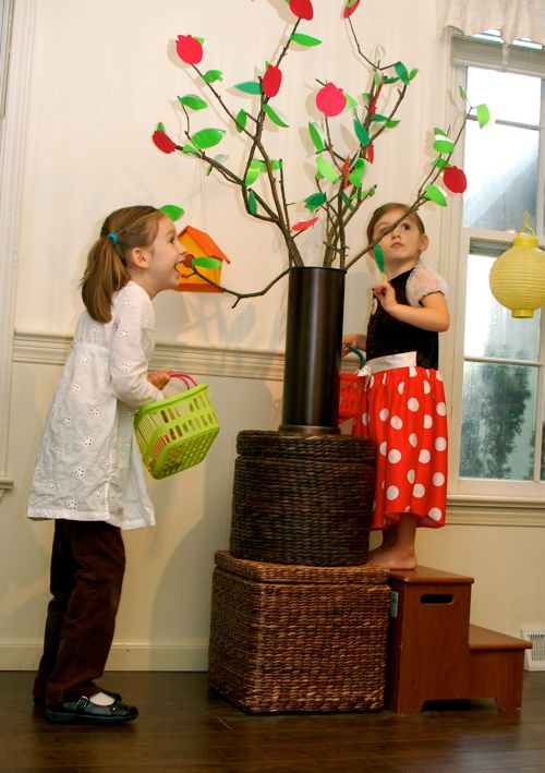 10 Apple Crafts and Activities for Preschoolers