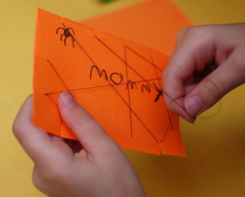 Best Spider Crafts for Kids - spider web placecards