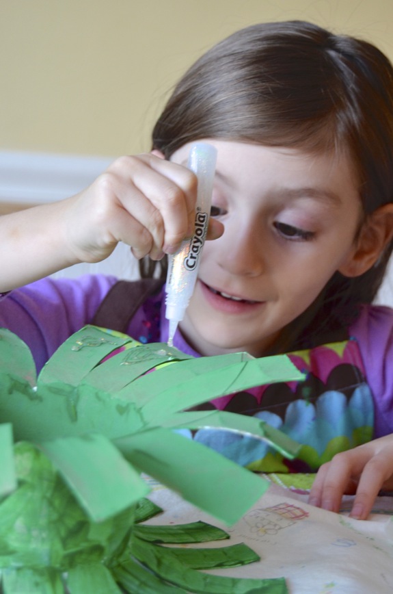 Holiday Craft for Kids -- Recycled Wreath