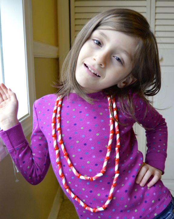 Holiday Gift Kids Can Make -- Peppermint Necklace