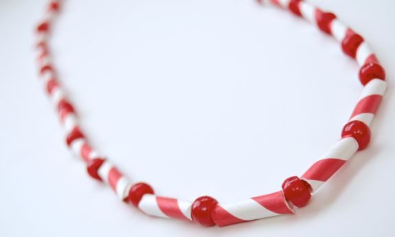 Holiday Gift Kids Can Make -- Peppermint Necklace