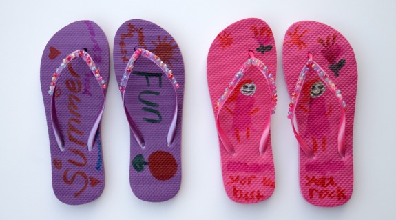 Easy Flip Flop Craft for Kids!