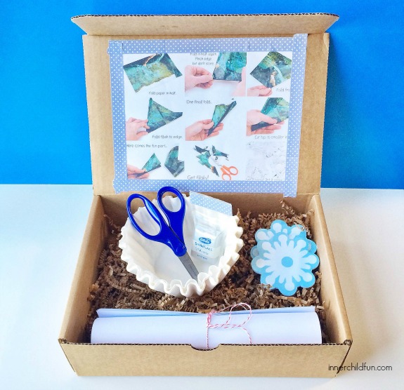 How to Make a Paper Snowflake Kit