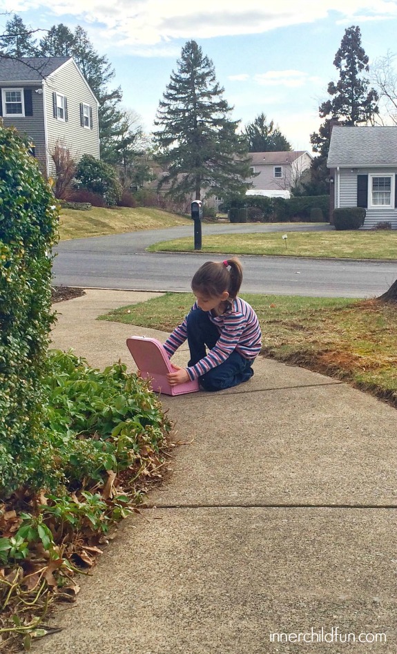 Fun Outdoor Activity Idea -- Sidewalk Suitcase