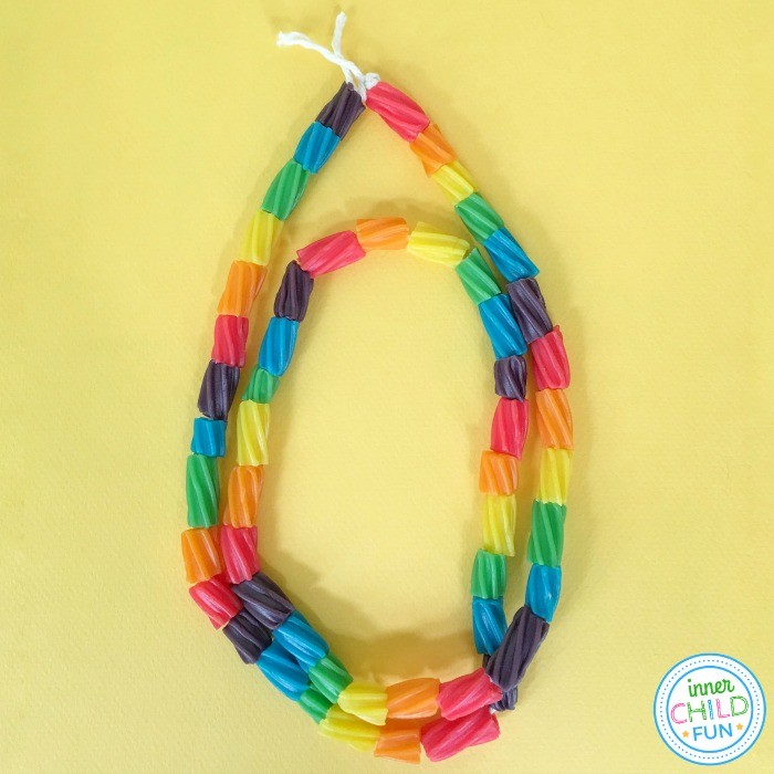 Easy Candy Necklace Party Craft